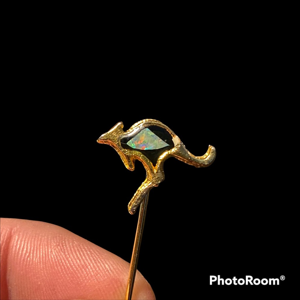 Real Australian Opal and Gold Tone Hat/Lapel Pin